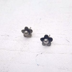 Silver Daisy studs by Natasha Salkey